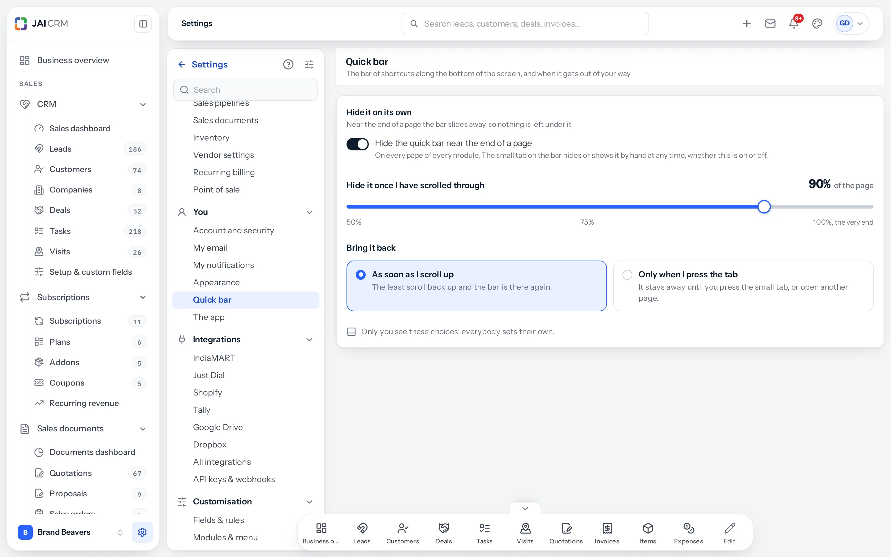 Settings, You, Quick bar: Hide it on its own, switched on; Hide it once I have scrolled through 90% of the page on a slider from 50% to 100%; Bring it back, As soon as I scroll up chosen over Only when I press the tab.